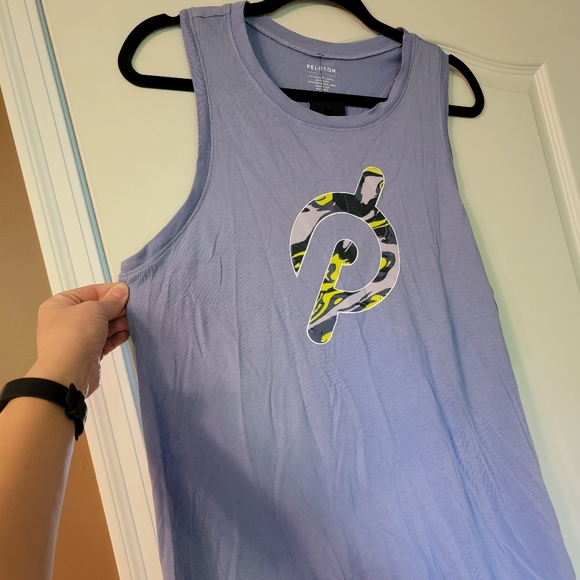 Peloton Flow Racer Tank Large 🚲 - Picture 3 of 10